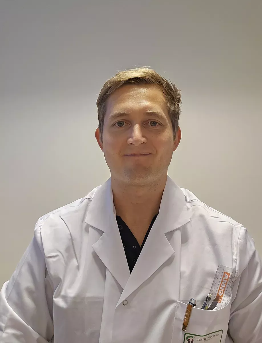 Dr Alexandre CZERWIEC, Chirurgien orthopédique au Centre Hospitalier de Carcassonne